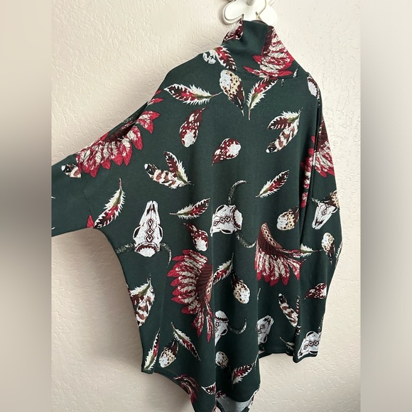 Levaca asymmetrical mock tunic size large but could fit xl new with tags - Picture 2 of 8